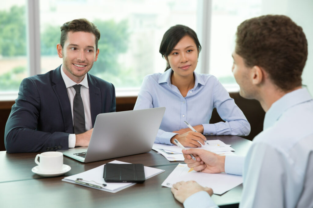 Recruiter reviewing candidates while choosing a placement consultant in India